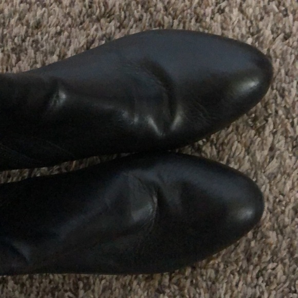 Antonio Melani black leather heel boots - Picture 3 of 4